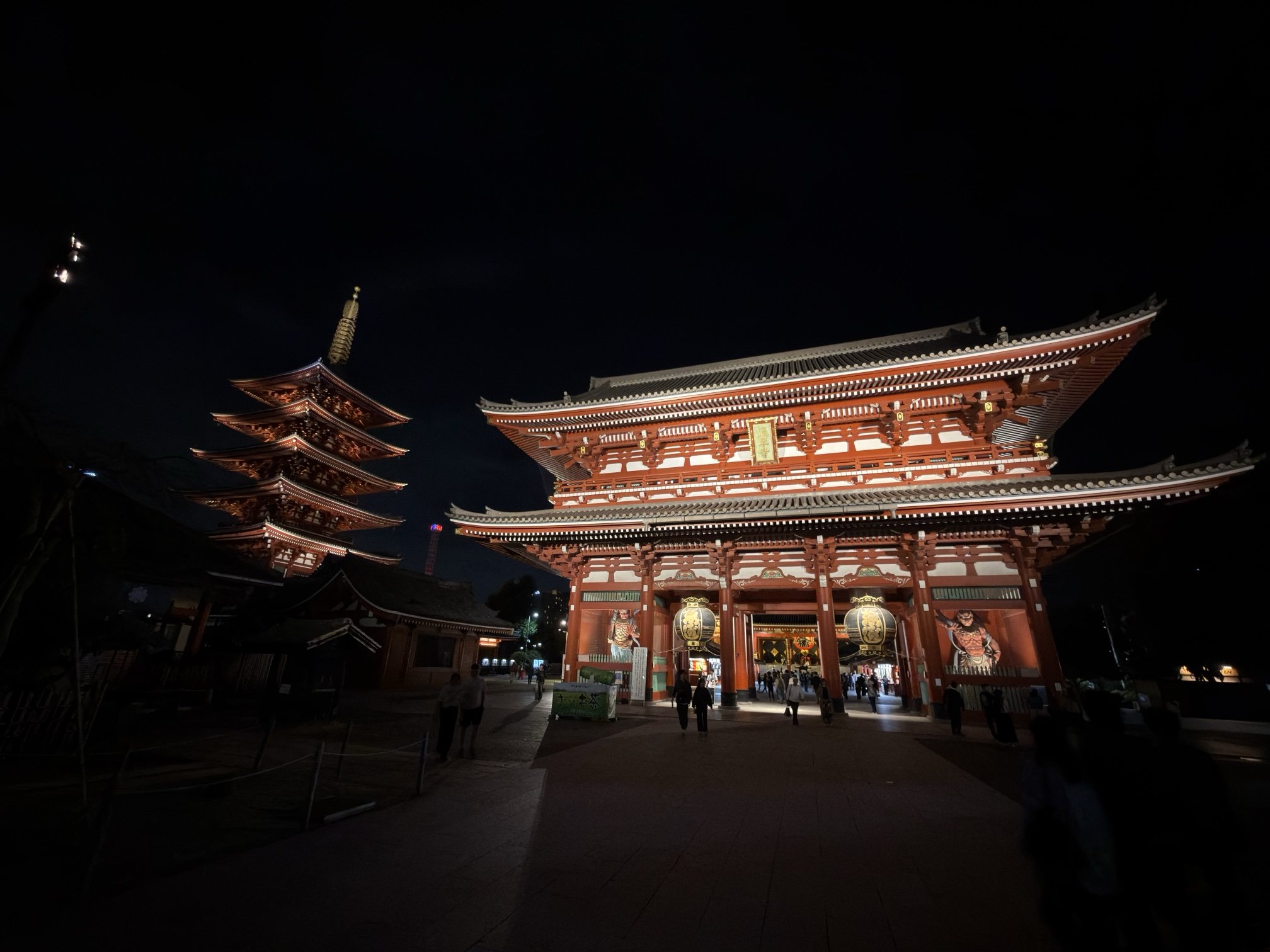 Sensō-ji, Asakusa de noche