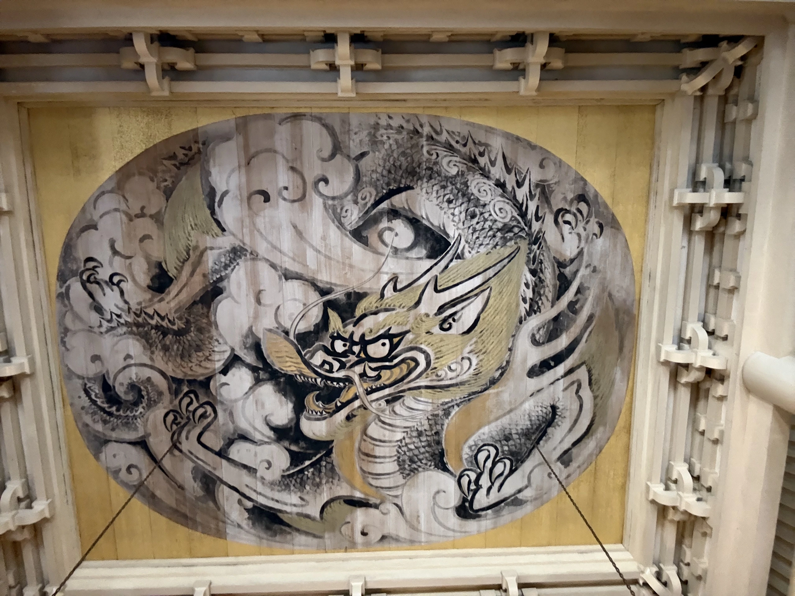 東照宮：本地堂の鳴き龍